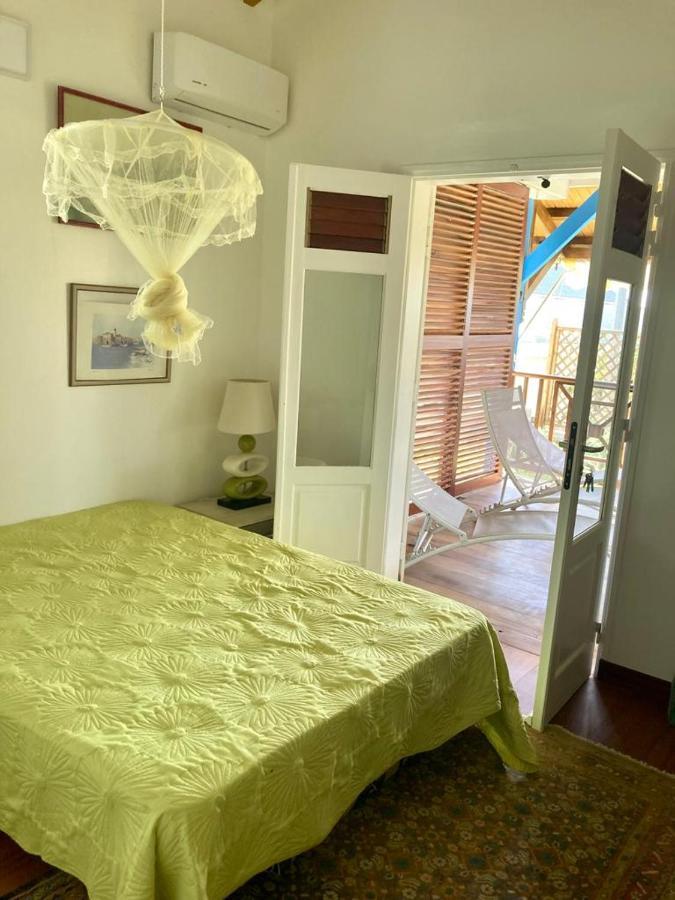 Deux Chambres Et Deux Salles De Bain Dans La Maison De Michelle L'Amirade Grande Anse  エクステリア 写真