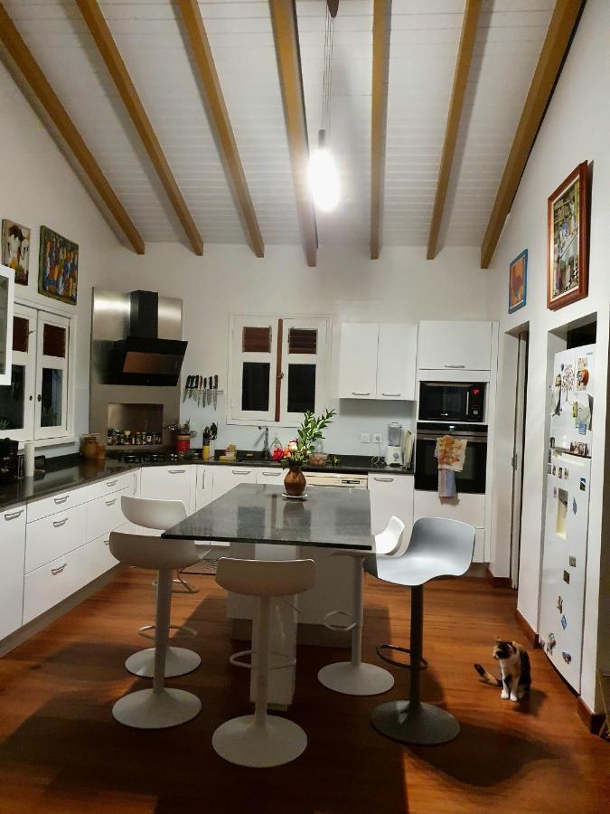 Deux Chambres Et Deux Salles De Bain Dans La Maison De Michelle L'Amirade Grande Anse  エクステリア 写真